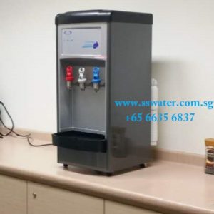 Direct pipe in table top water dispenser (38)