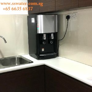 Direct pipe in table top water dispenser (53)