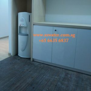 floor standing water dispenser