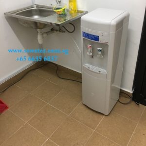floor standing water dispenser