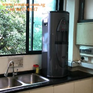 floor standing water dispenser