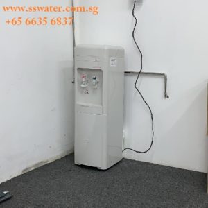 floor standing water dispenser