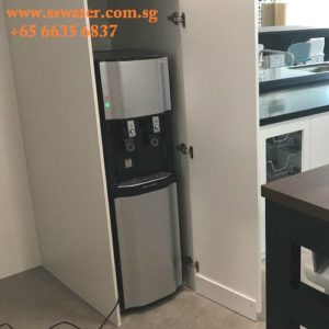 floor standing water dispenser