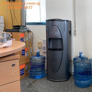 Floor standing direct pipe in water dispenser