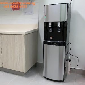 Floor standing direct pipe in water dispenser