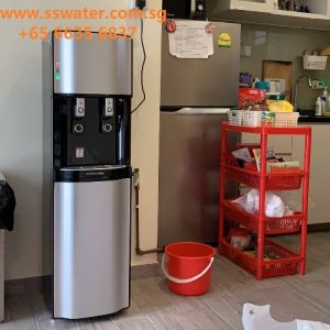 Floor standing direct pipe in water dispenser