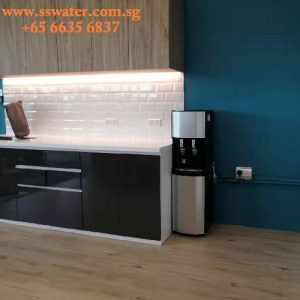 Floor standing direct pipe in water dispenser