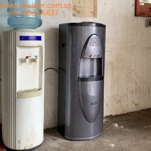Floor standing direct pipe in water dispenser